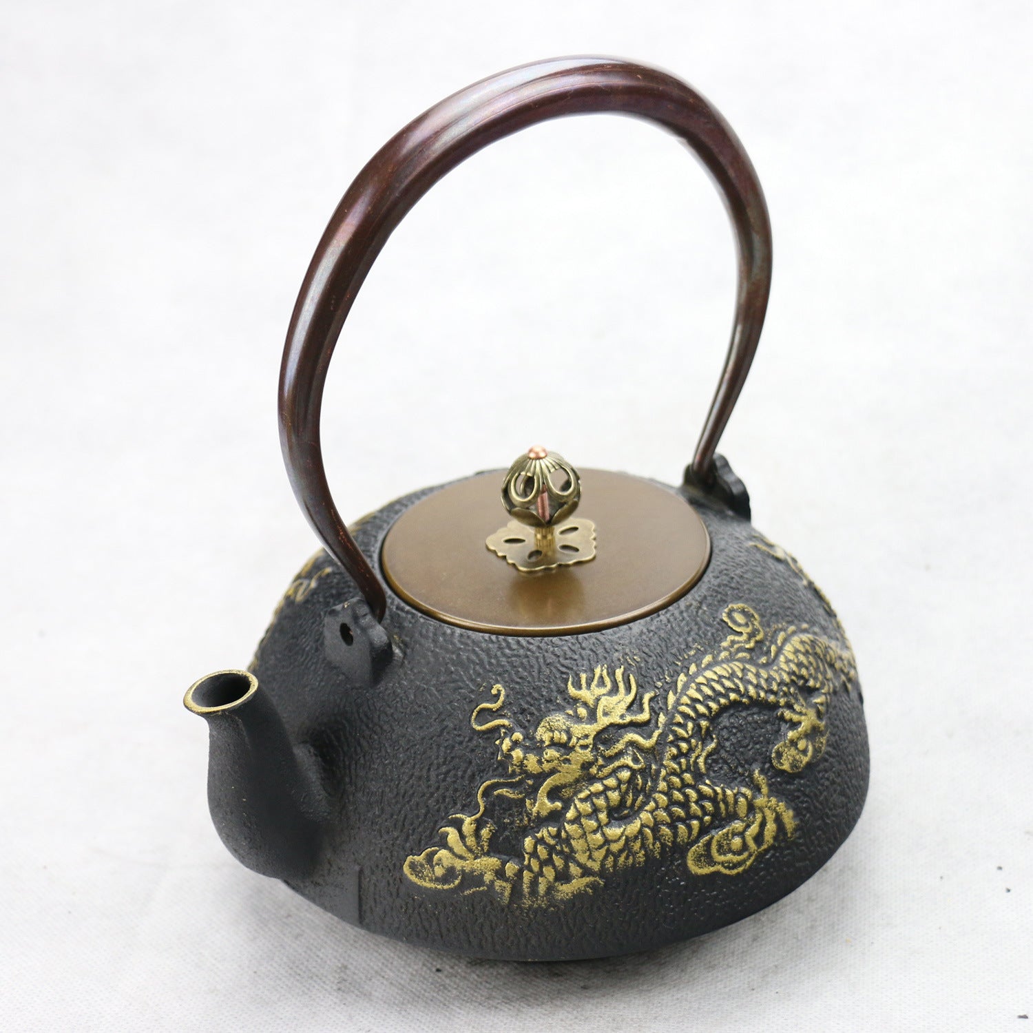 Nambu Tekki – Southern Japan Cast Iron Kettle