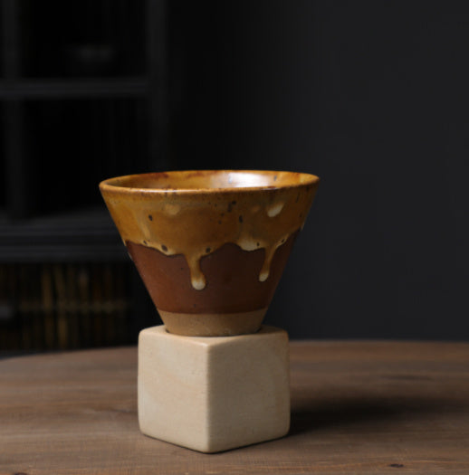 Ochoko standing cup